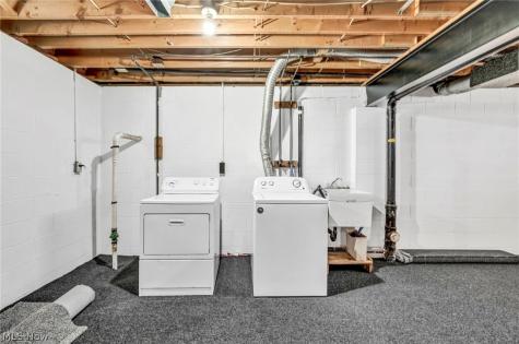 33418 Lake Shore Boulevard Willowick OH 44095
