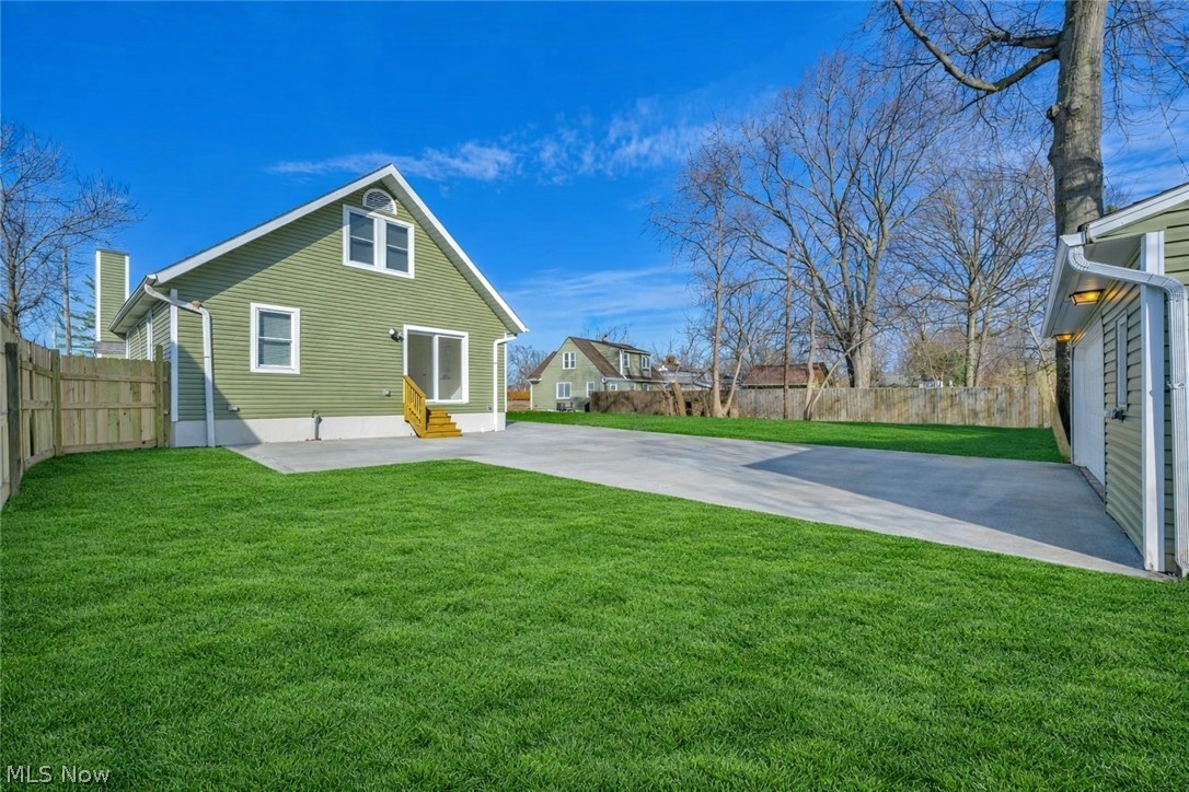 33418 Lake Shore Boulevard Willowick OH 44095