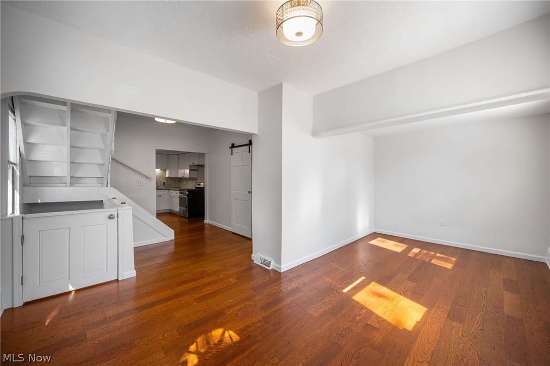 1964 W 57th Street Cleveland OH 44102