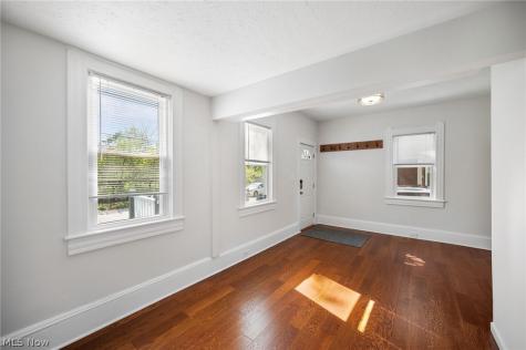 1964 W 57th Street Cleveland OH 44102