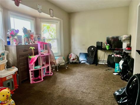 836 Rudyard Road Cleveland OH 44110