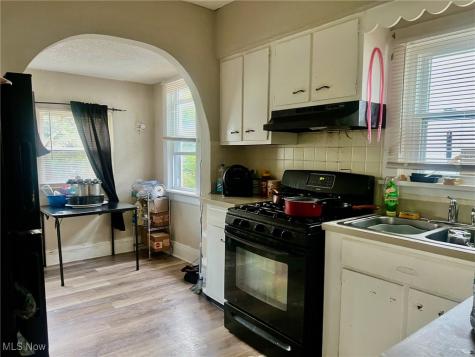 836 Rudyard Road Cleveland OH 44110