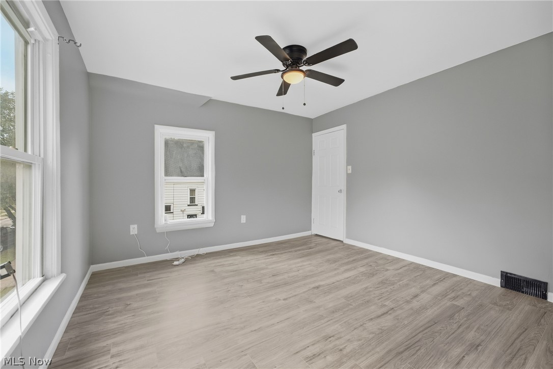 2162 W 95th Street Cleveland OH 44102