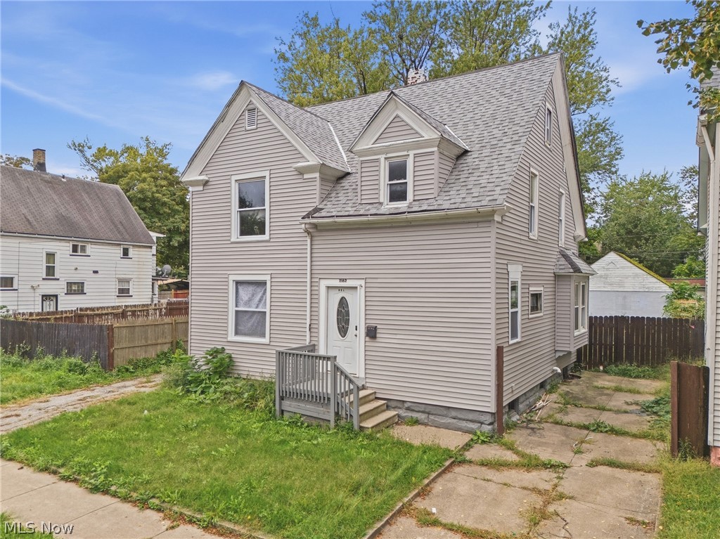 2162 W 95th Street Cleveland OH 44102