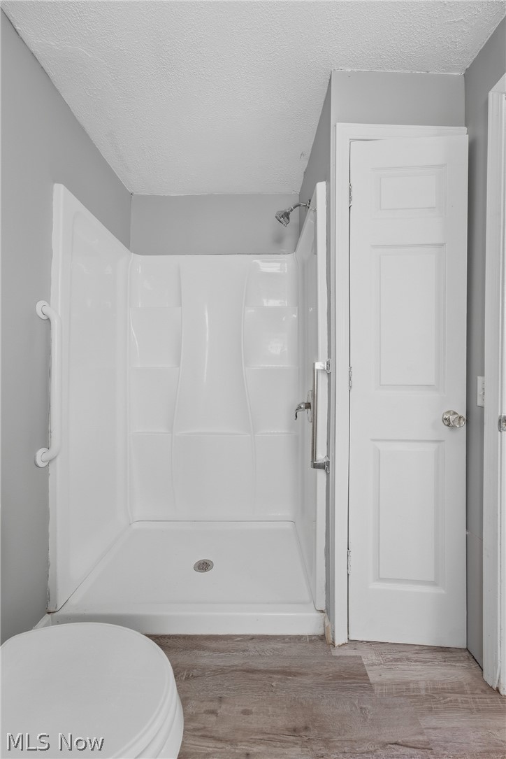 2162 W 95th Street Cleveland OH 44102