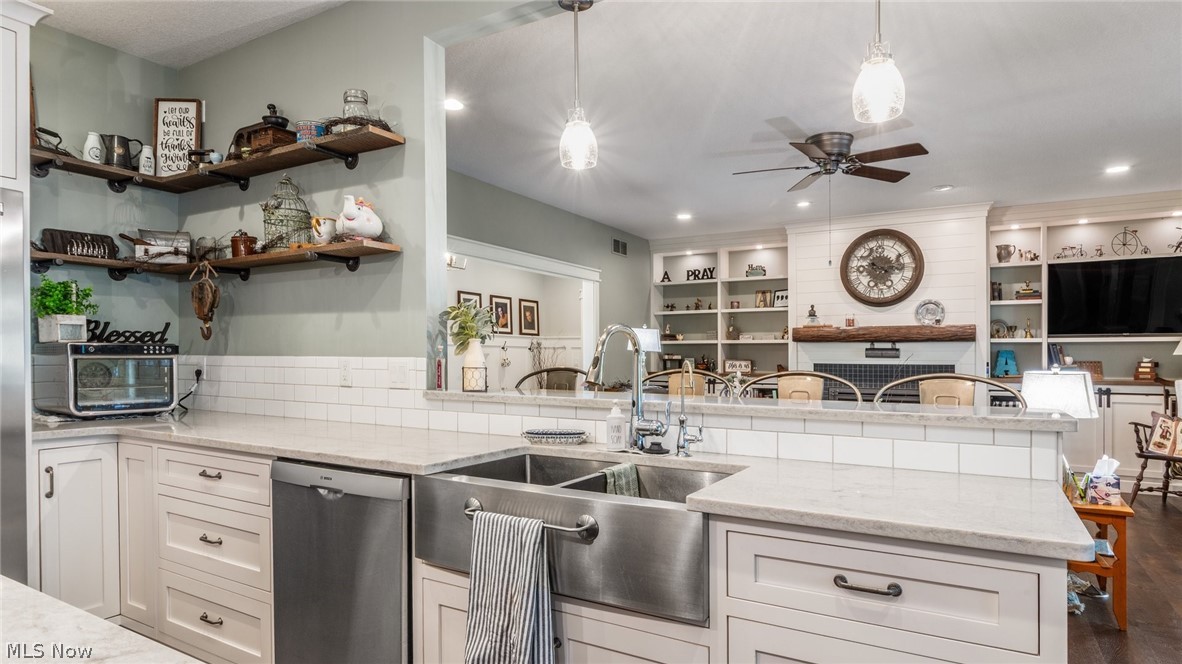 4165 Friendship Drive New Concord OH 43762