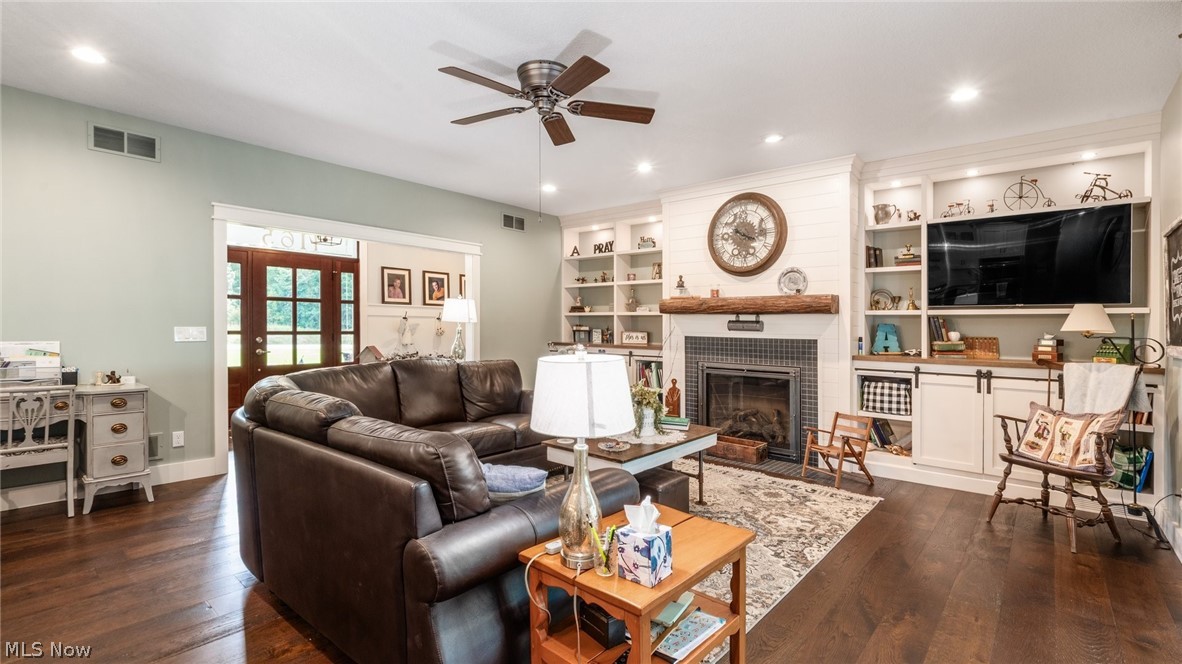 4165 Friendship Drive New Concord OH 43762
