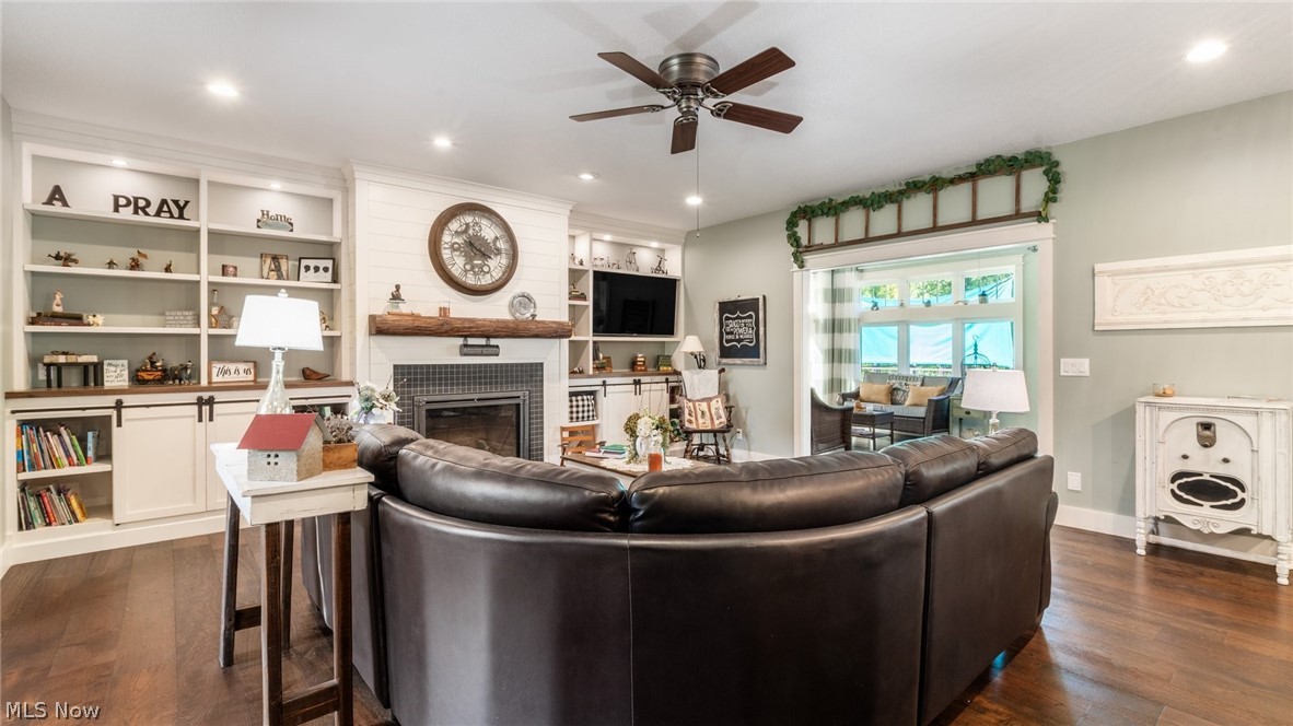 4165 Friendship Drive New Concord OH 43762