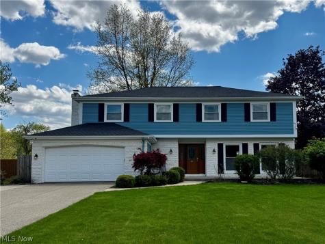 17051 Hunting Meadows Drive Strongsville OH 44136