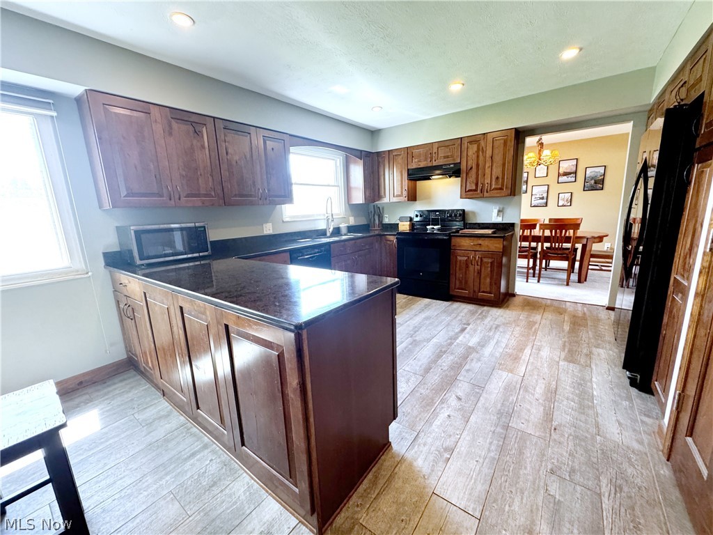 17051 Hunting Meadows Drive Strongsville OH 44136