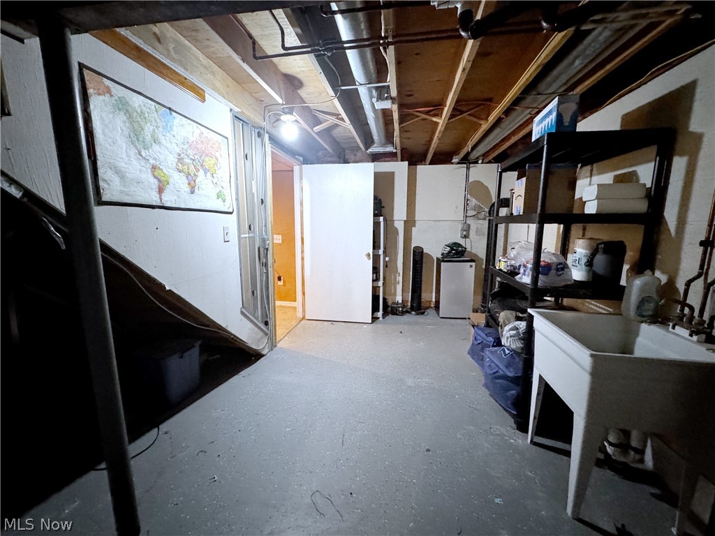 17051 Hunting Meadows Drive Strongsville OH 44136