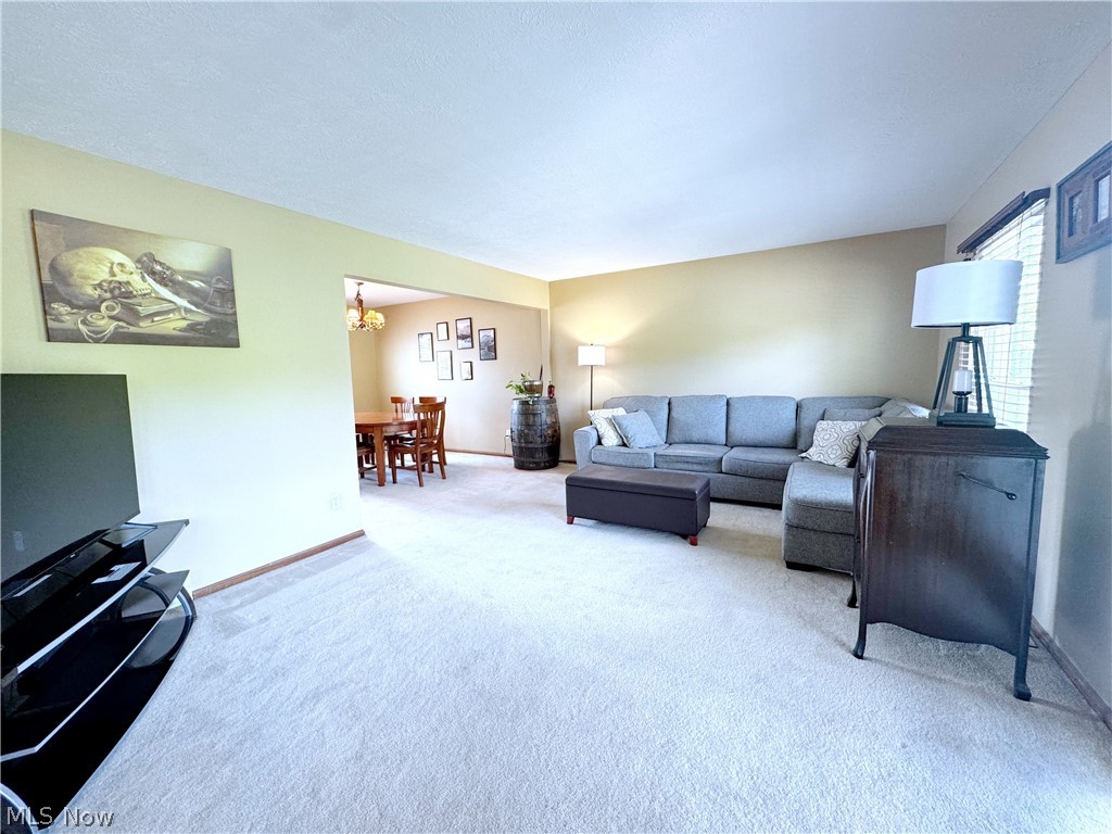 17051 Hunting Meadows Drive Strongsville OH 44136