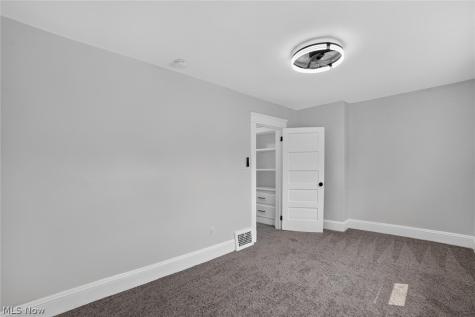 3063 W 103rd Street Cleveland OH 44111