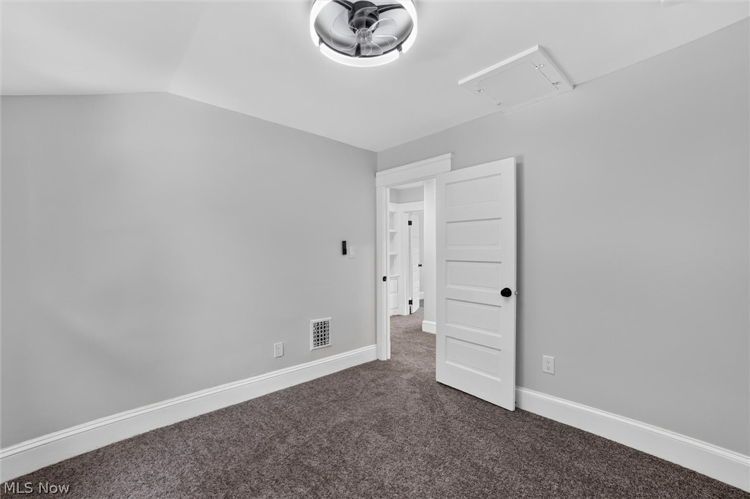 3063 W 103rd Street Cleveland OH 44111