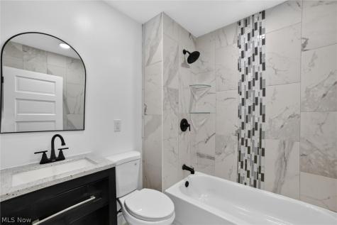3063 W 103rd Street Cleveland OH 44111