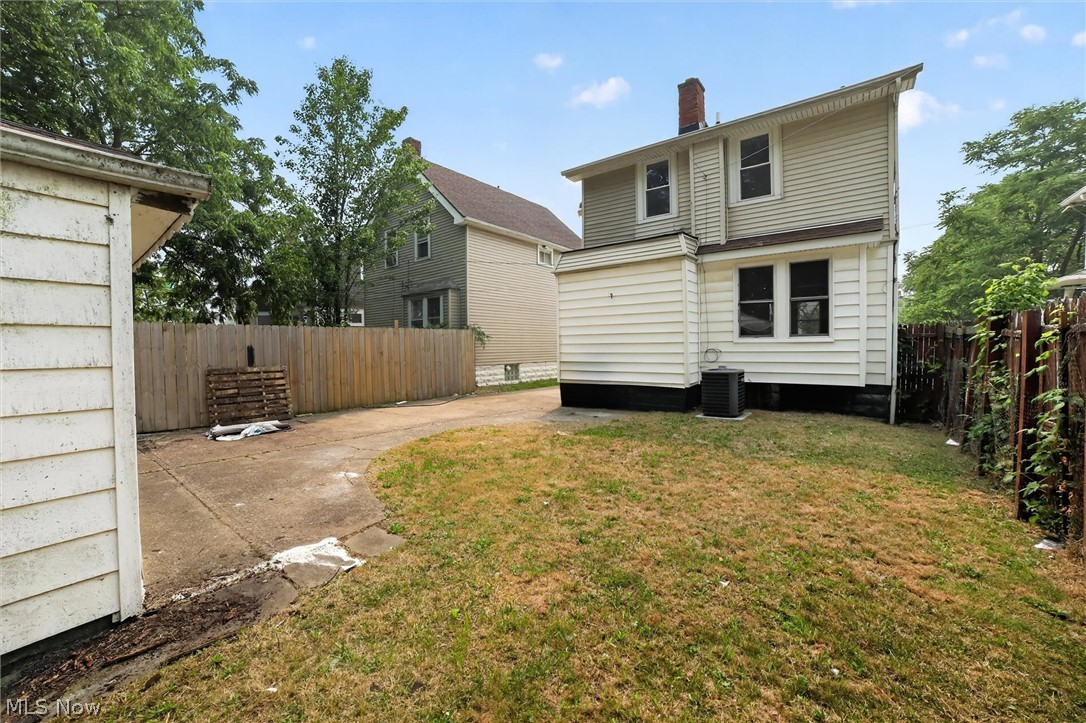 3063 W 103rd Street Cleveland OH 44111
