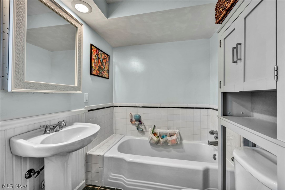 2351 Charney Road University Heights OH 44118