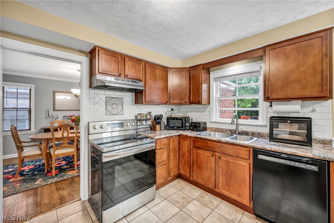 2351 Charney Road University Heights OH 44118