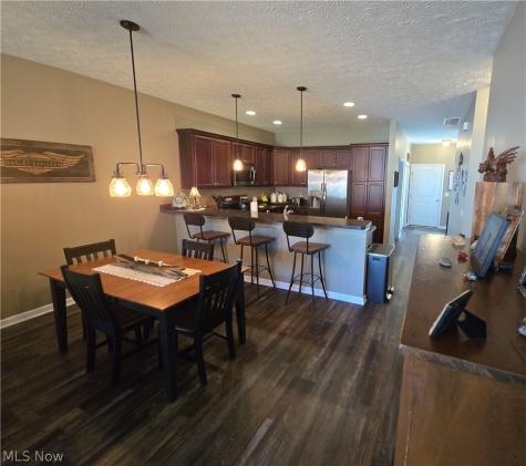 413 Deer Crossing Elyria OH 44035