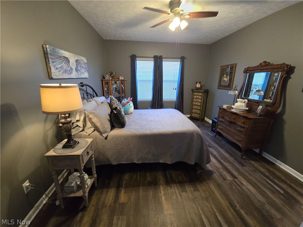 413 Deer Crossing Elyria OH 44035