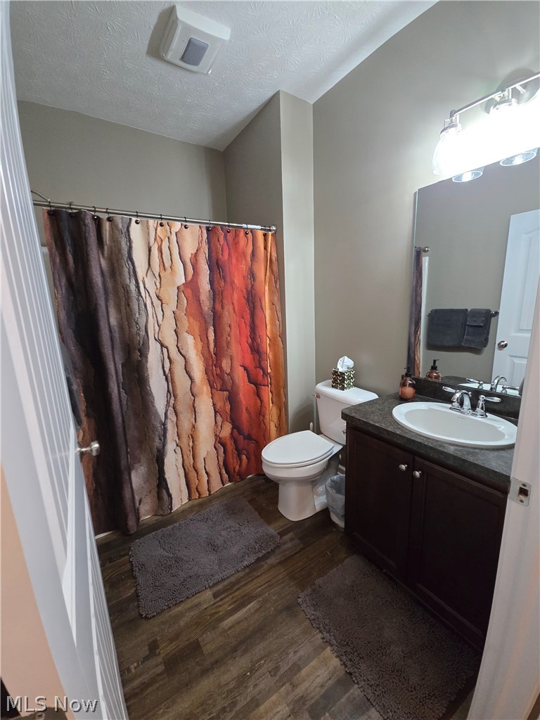 413 Deer Crossing Elyria OH 44035