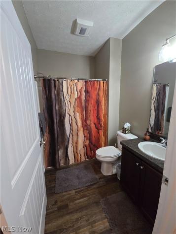 413 Deer Crossing Elyria OH 44035
