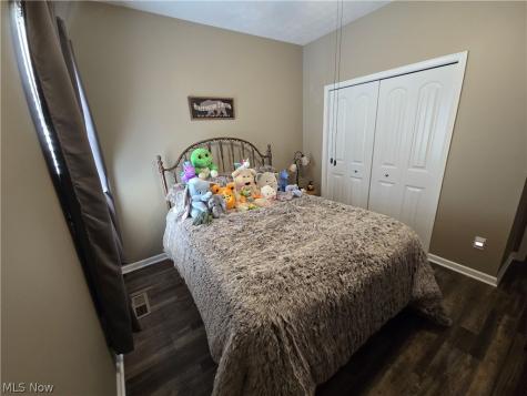 413 Deer Crossing Elyria OH 44035