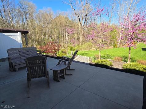 413 Deer Crossing Elyria OH 44035
