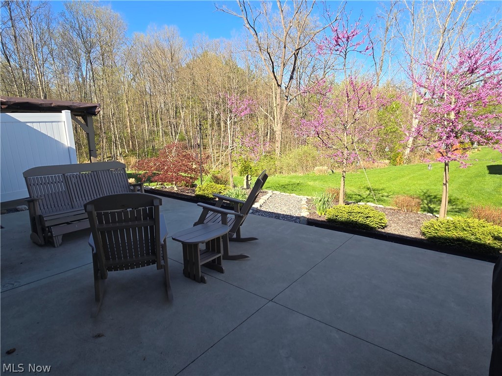 413 Deer Crossing Elyria OH 44035
