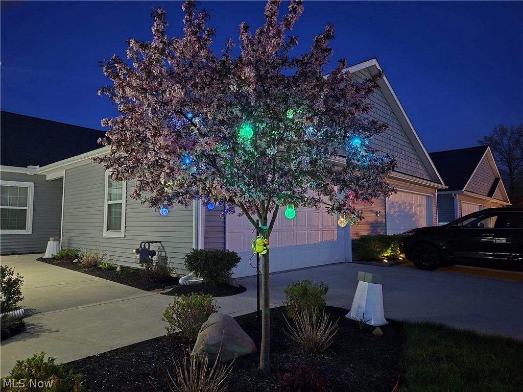 413 Deer Crossing Elyria OH 44035