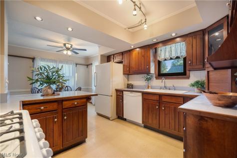 524 23rd Street NW Massillon OH 44647