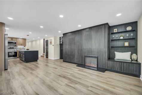 3705 Atherstone Road Cleveland Heights OH 44121