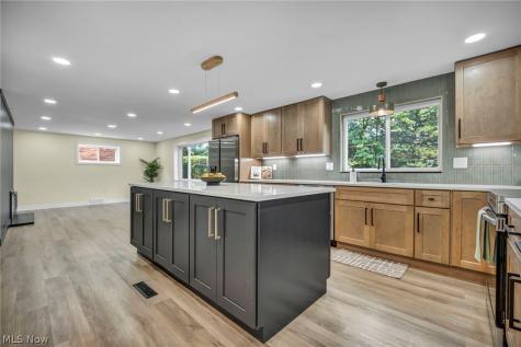 3705 Atherstone Road Cleveland Heights OH 44121