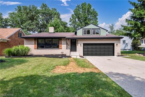 3705 Atherstone Road Cleveland Heights OH 44121
