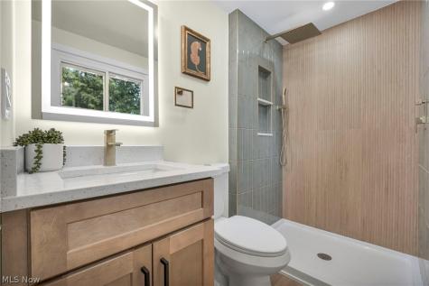 3705 Atherstone Road Cleveland Heights OH 44121