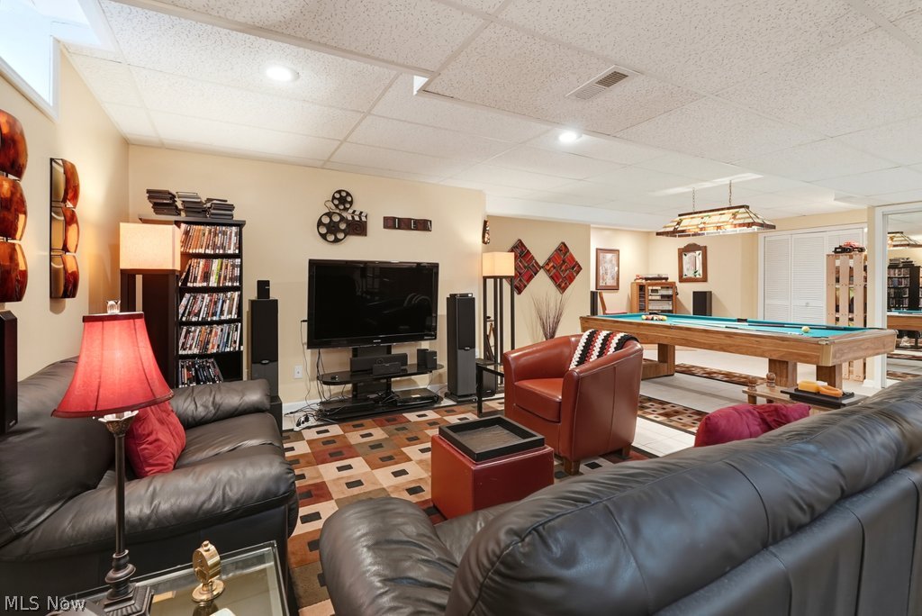 302 Halifax Court Sagamore Hills OH 44067