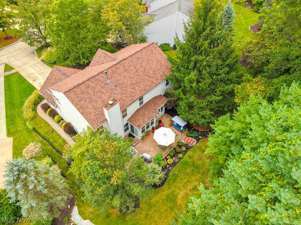 302 Halifax Court Sagamore Hills OH 44067