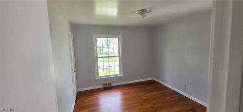 12304 Tonsing Drive Garfield Heights OH 44125