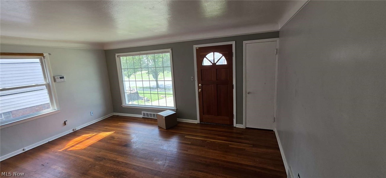 12304 Tonsing Drive Garfield Heights OH 44125