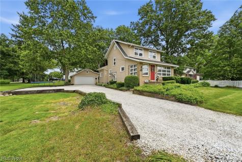 8562 Essex Avenue NW North Canton OH 44720