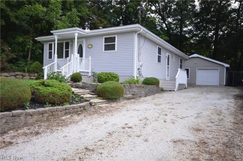 2910 Farmdale Road Akron OH 44312