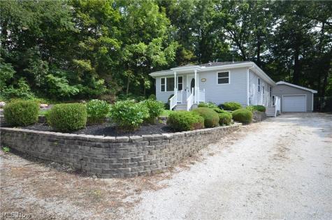 2910 Farmdale Road Akron OH 44312