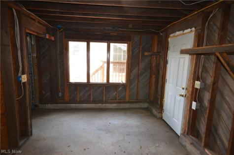 2910 Farmdale Road Akron OH 44312