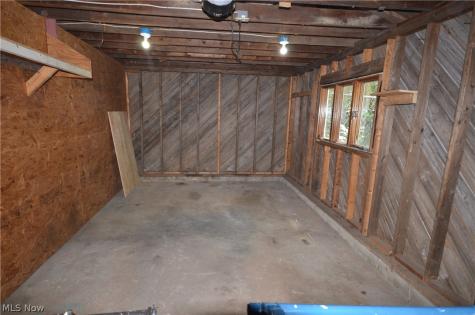 2910 Farmdale Road Akron OH 44312