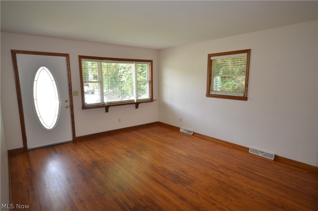 2910 Farmdale Road Akron OH 44312