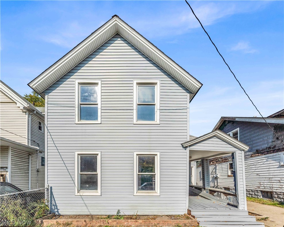 6706 Lawn Avenue Cleveland OH 44102
