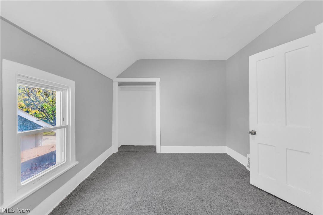 6706 Lawn Avenue Cleveland OH 44102