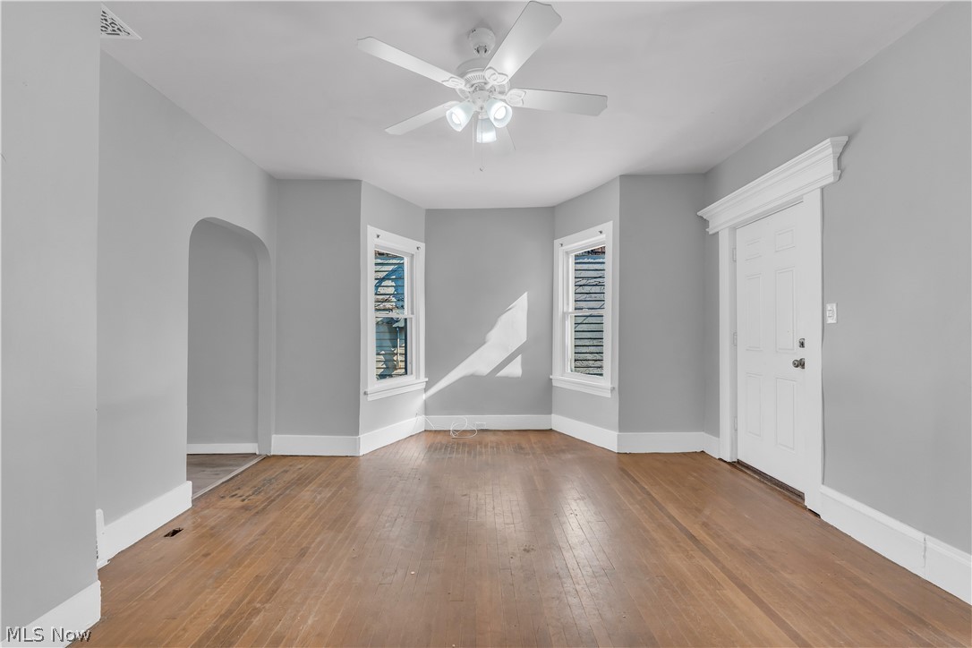 6706 Lawn Avenue Cleveland OH 44102