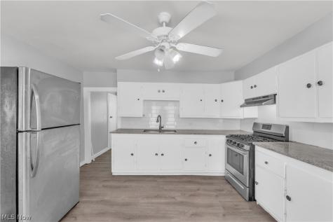 6706 Lawn Avenue Cleveland OH 44102