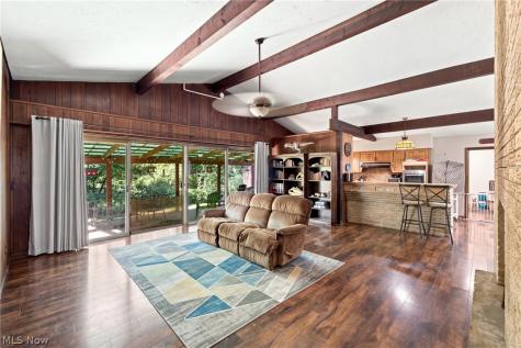 17500 E River Road Columbia Station OH 44028